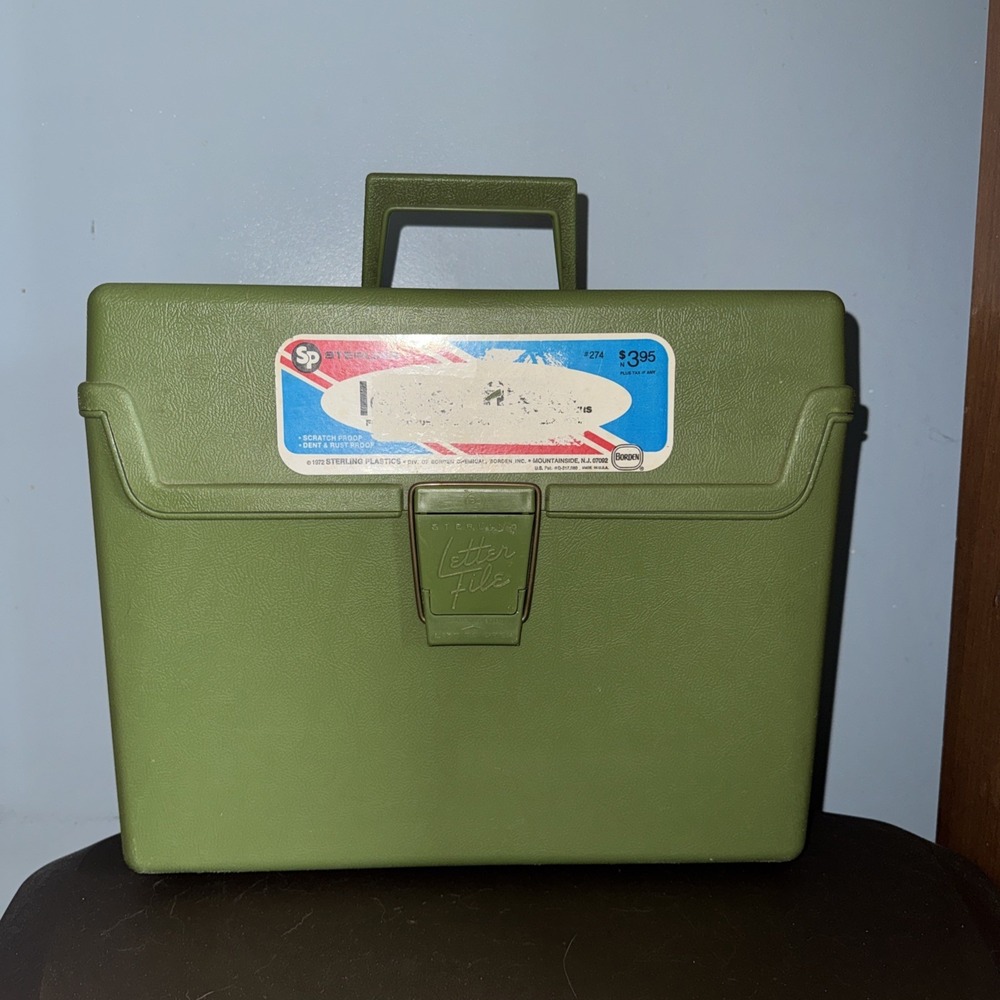 Vtg 1970's Sterling Letter File Storage Box Avacado Green File Folders MCM Retro
